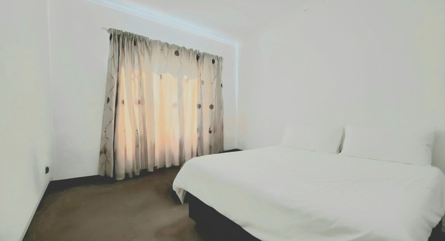 2 Bedroom Property for Sale in South Crest Gauteng