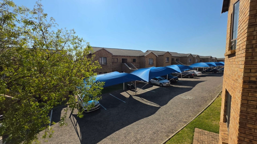 2 Bedroom Property for Sale in South Crest Gauteng