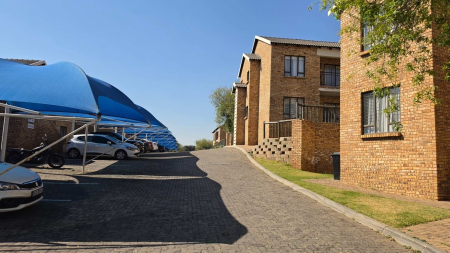 2 Bedroom Property for Sale in South Crest Gauteng