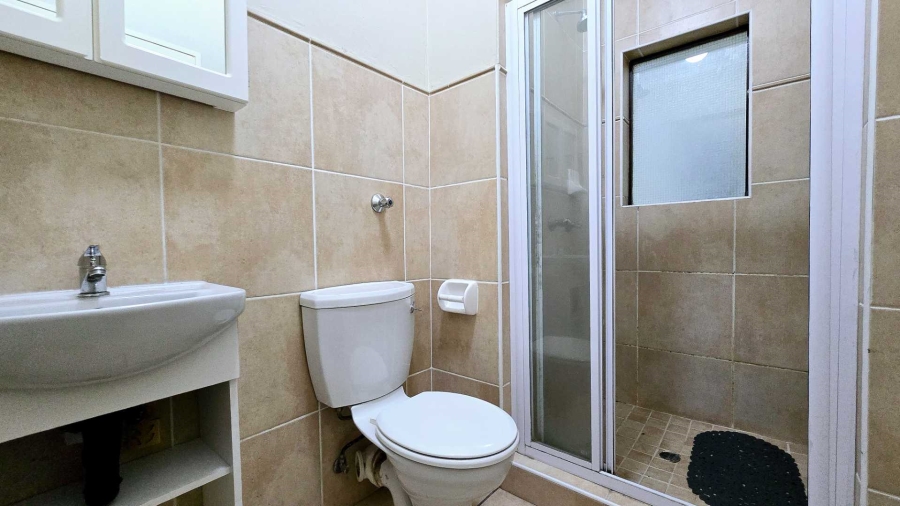 1 Bedroom Property for Sale in Hillcrest Gauteng