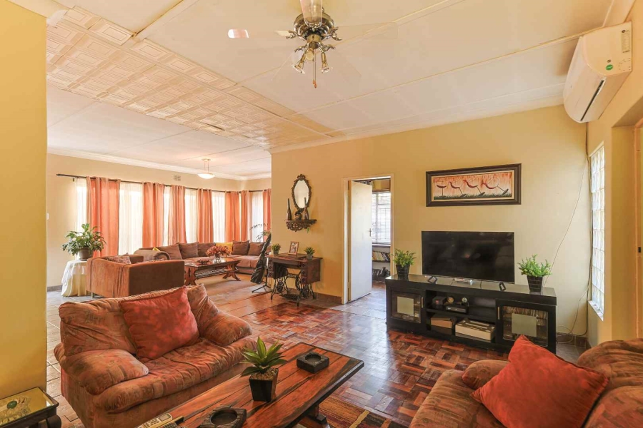 3 Bedroom Property for Sale in Waverley Gauteng