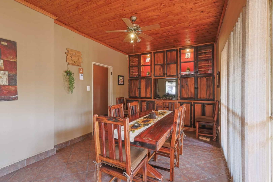 3 Bedroom Property for Sale in Waverley Gauteng