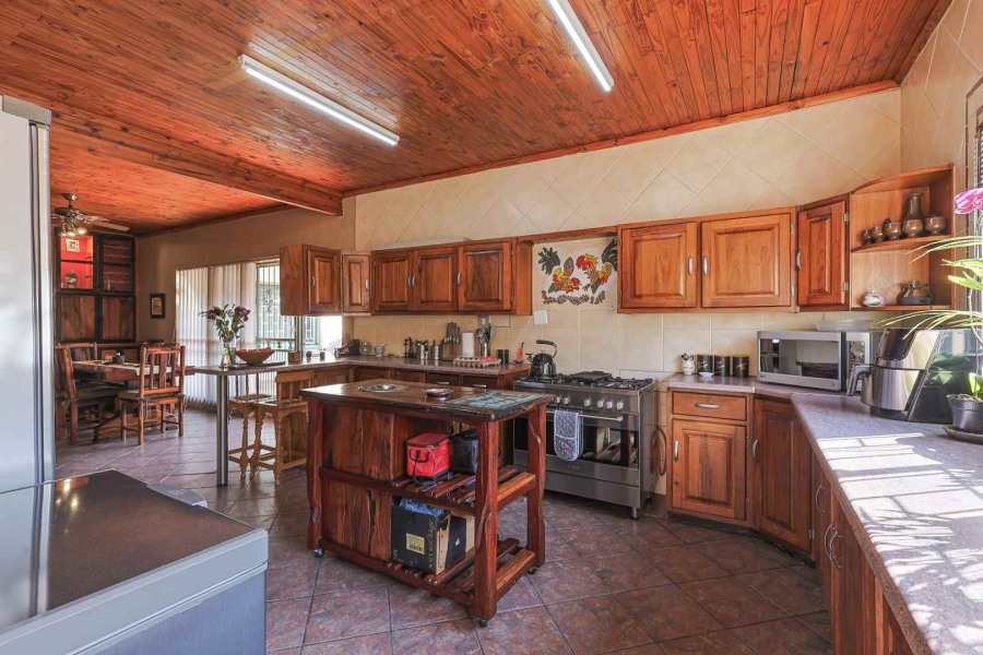 3 Bedroom Property for Sale in Waverley Gauteng
