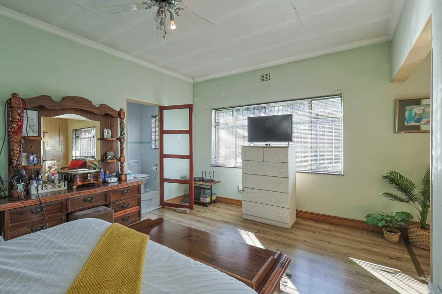 3 Bedroom Property for Sale in Waverley Gauteng