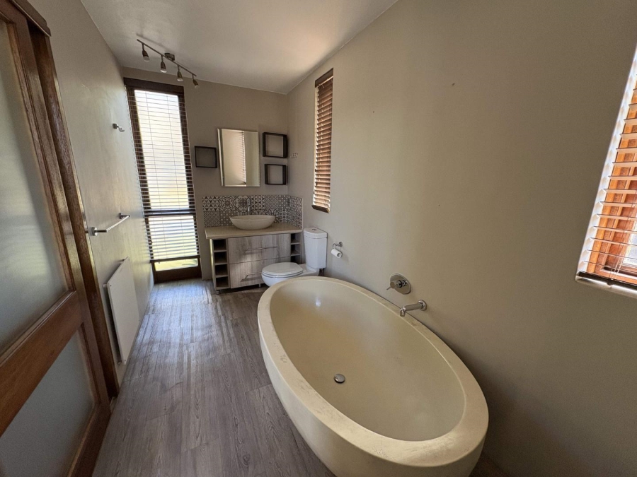 2 Bedroom Property for Sale in Heritage Hill Gauteng