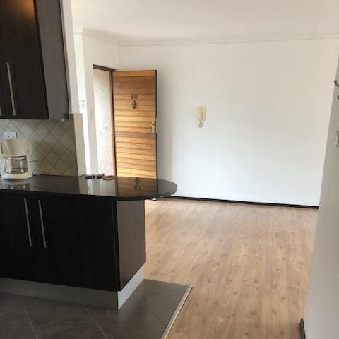 To Let 2 Bedroom Property for Rent in Sandown Gauteng