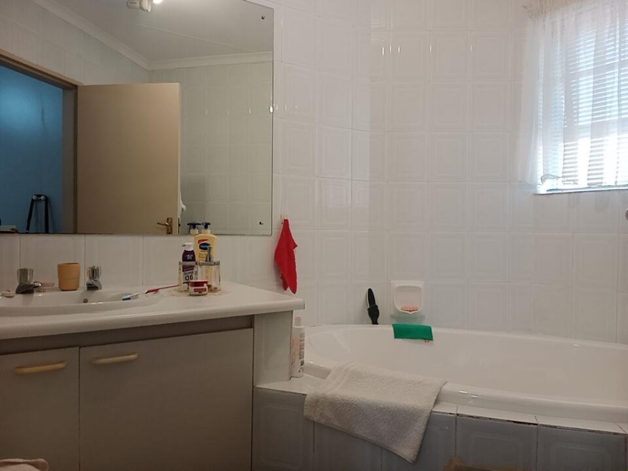 2 Bedroom Property for Sale in Bedfordview Gauteng