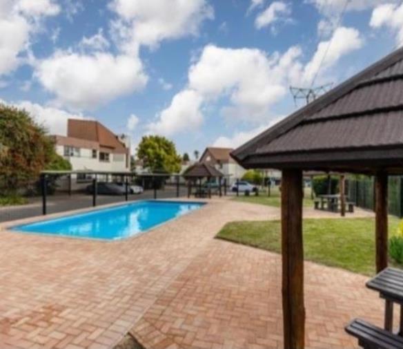 2 Bedroom Property for Sale in Bedfordview Gauteng