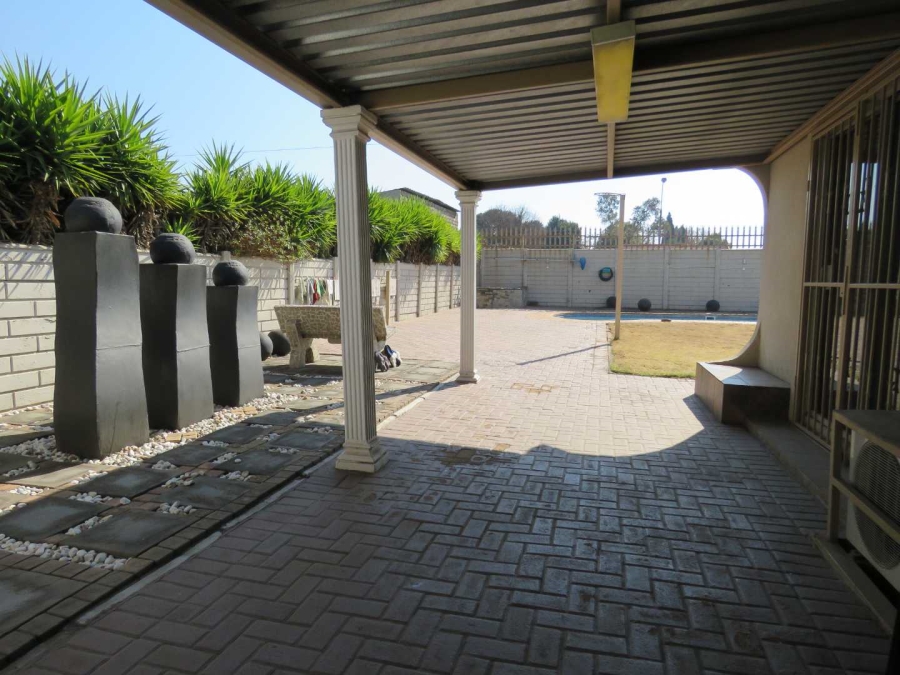 3 Bedroom Property for Sale in Mayberry Park Gauteng