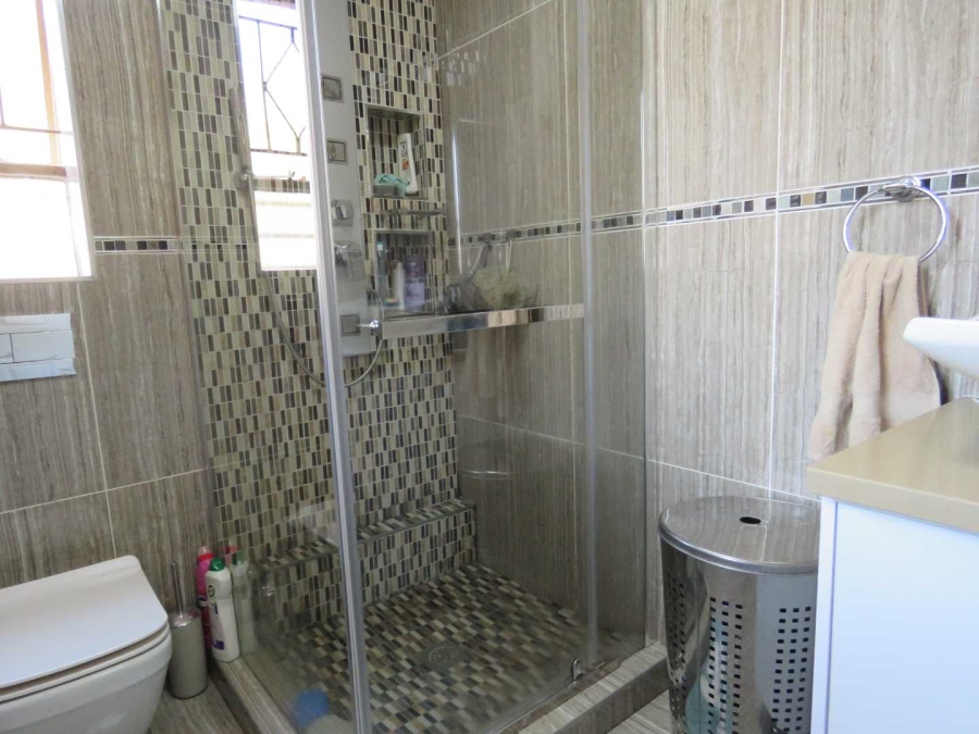 3 Bedroom Property for Sale in Mayberry Park Gauteng