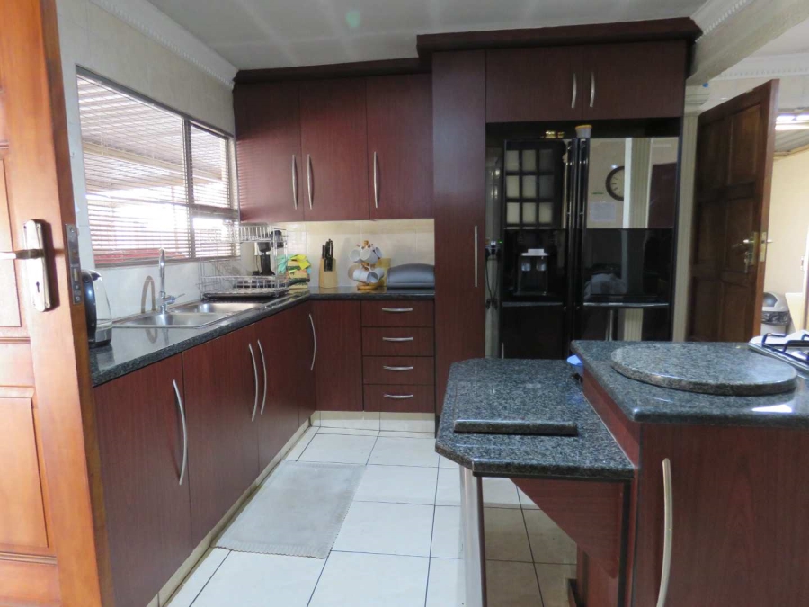 3 Bedroom Property for Sale in Mayberry Park Gauteng