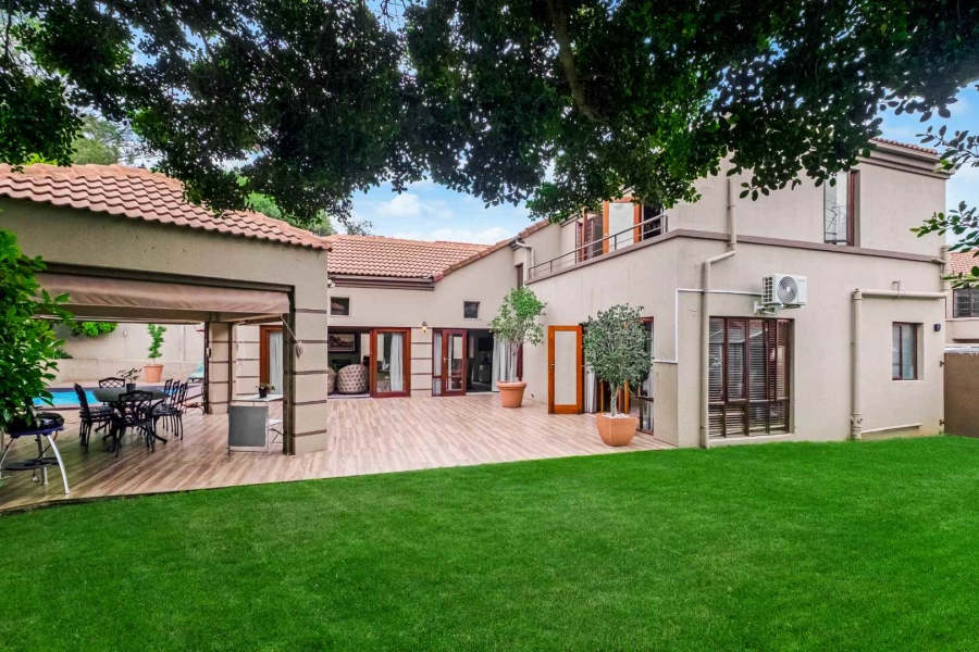 4 Bedroom Property for Sale in Lonehill Gauteng