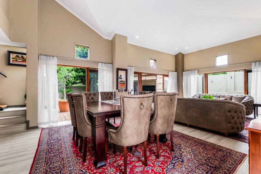4 Bedroom Property for Sale in Lonehill Gauteng