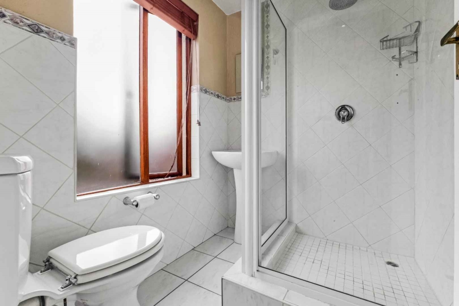 4 Bedroom Property for Sale in Lonehill Gauteng
