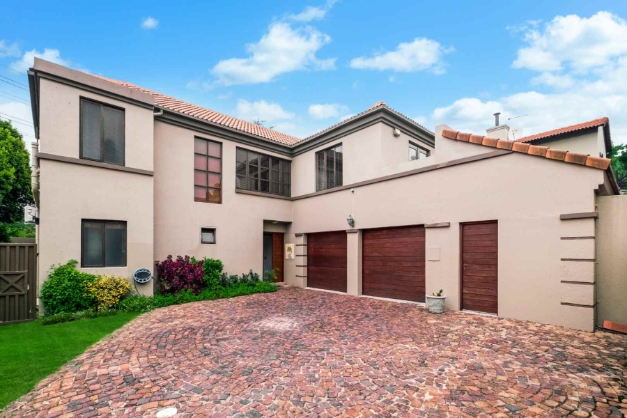 4 Bedroom Property for Sale in Lonehill Gauteng