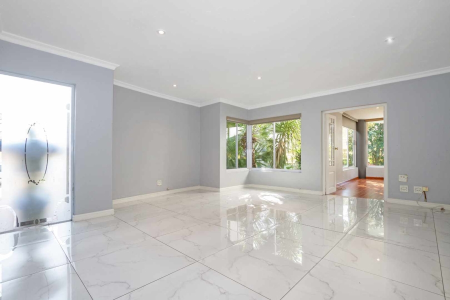 To Let 4 Bedroom Property for Rent in Dainfern Golf Estate Gauteng