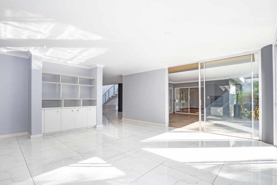 To Let 4 Bedroom Property for Rent in Dainfern Golf Estate Gauteng