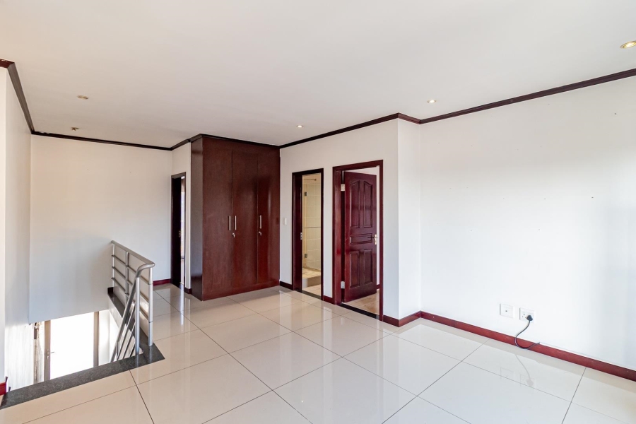 3 Bedroom Property for Sale in Carlswald Gauteng