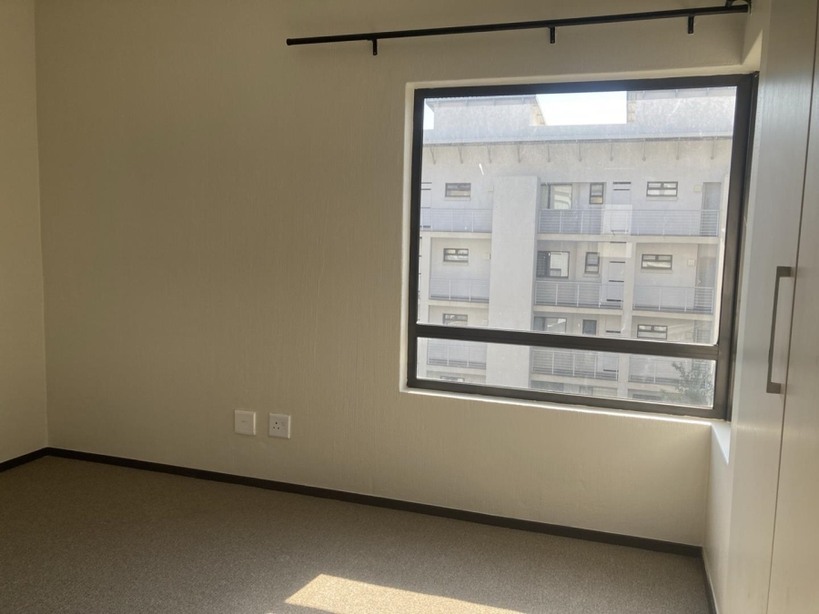 To Let 2 Bedroom Property for Rent in Fourways Gauteng
