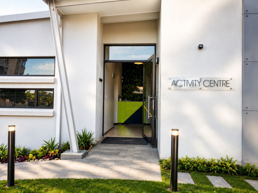 To Let 2 Bedroom Property for Rent in Fourways Gauteng