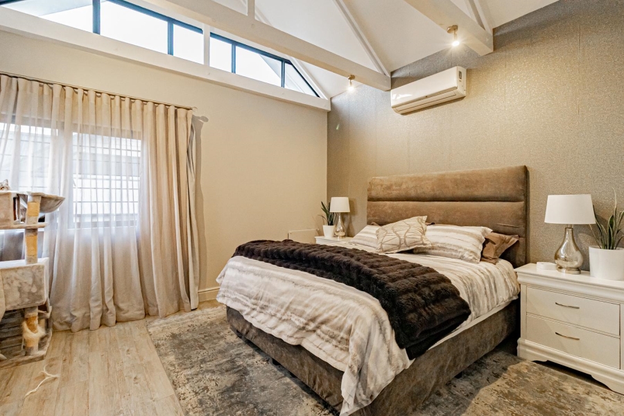 4 Bedroom Property for Sale in Broadacres Gauteng