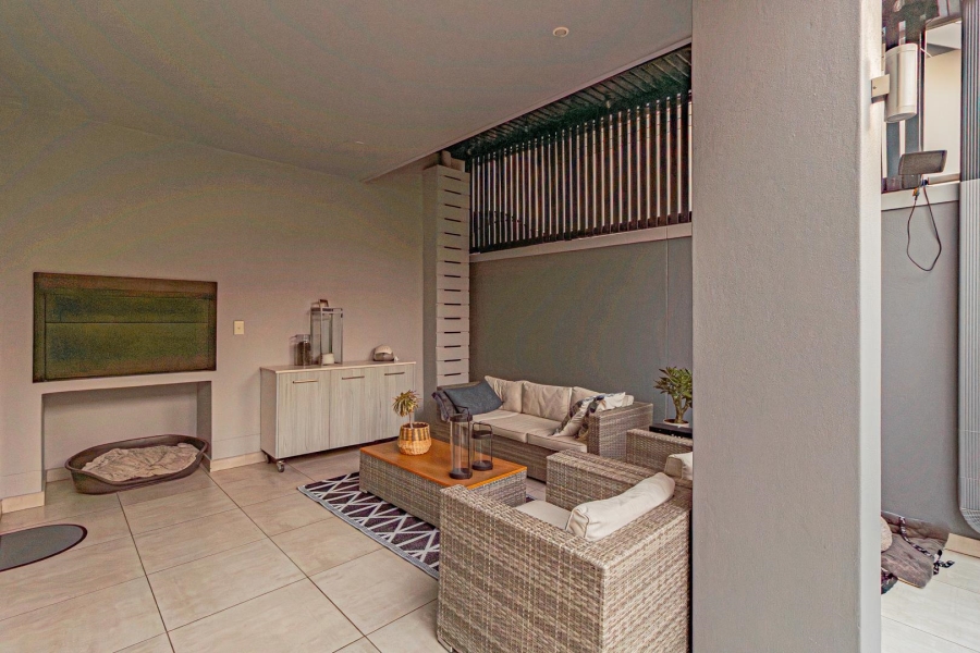 4 Bedroom Property for Sale in Broadacres Gauteng