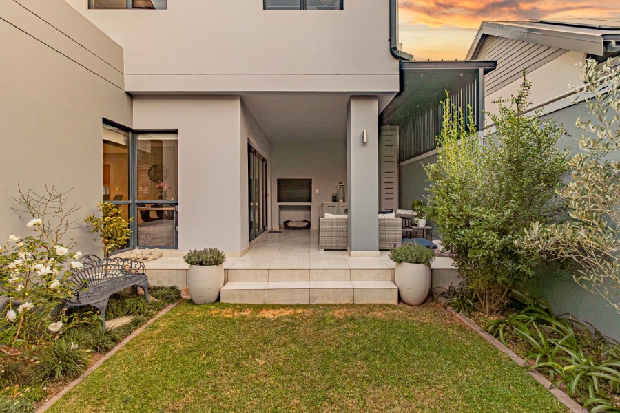 4 Bedroom Property for Sale in Broadacres Gauteng