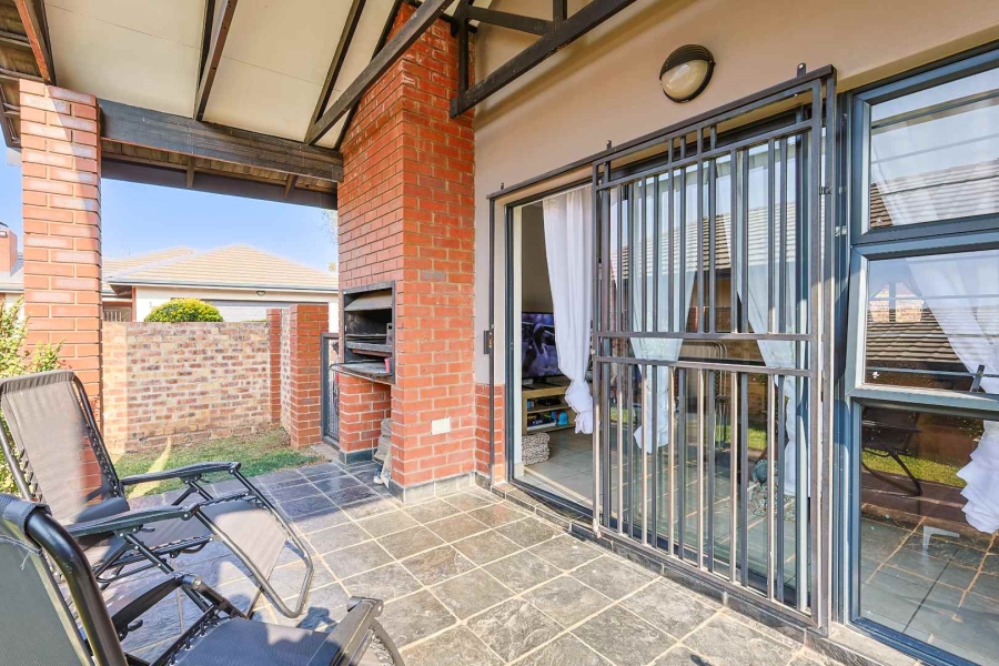 3 Bedroom Property for Sale in Equestria Gauteng