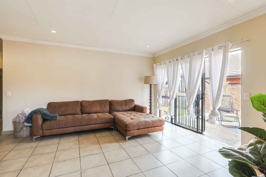 3 Bedroom Property for Sale in Equestria Gauteng