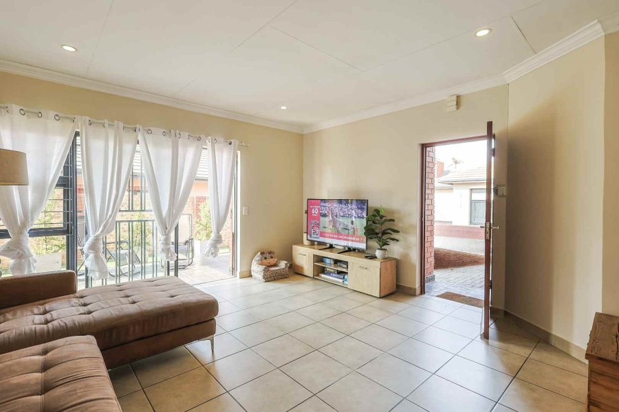 3 Bedroom Property for Sale in Equestria Gauteng