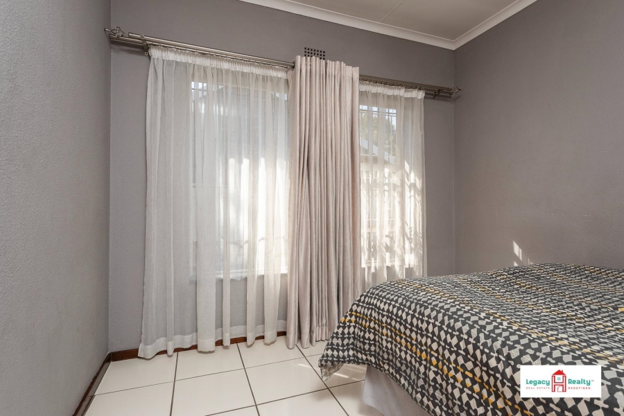 3 Bedroom Property for Sale in Klippoortje Gauteng