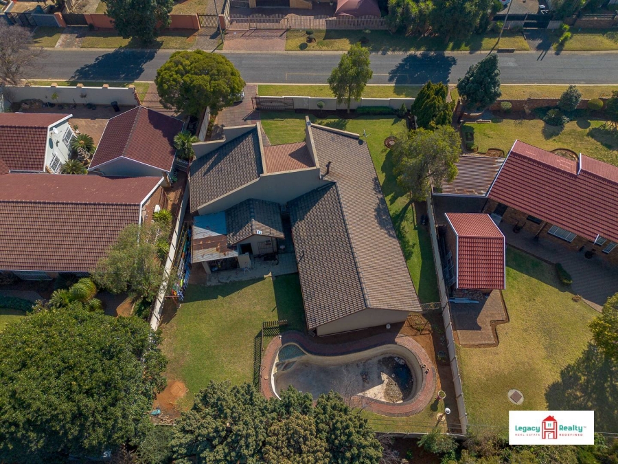 3 Bedroom Property for Sale in Klippoortje Gauteng