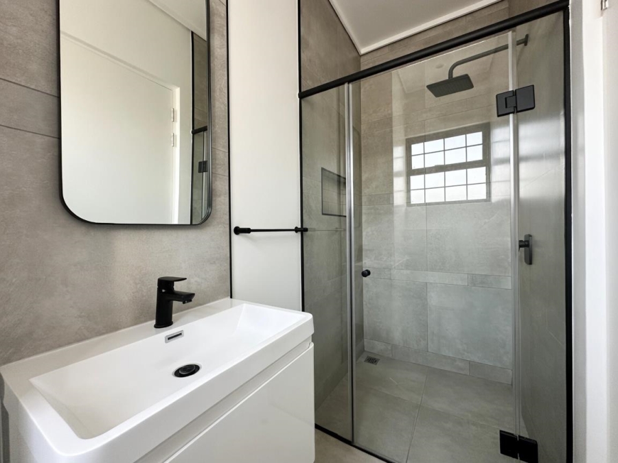 5 Bedroom Property for Sale in Bryanston Gauteng