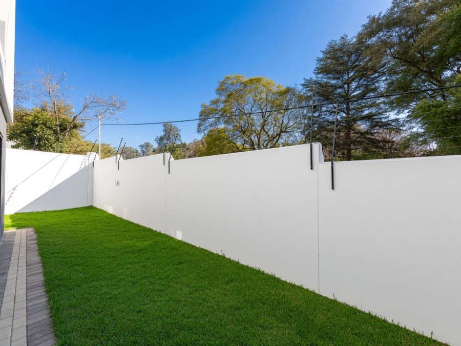 3 Bedroom Property for Sale in Bryanston Gauteng