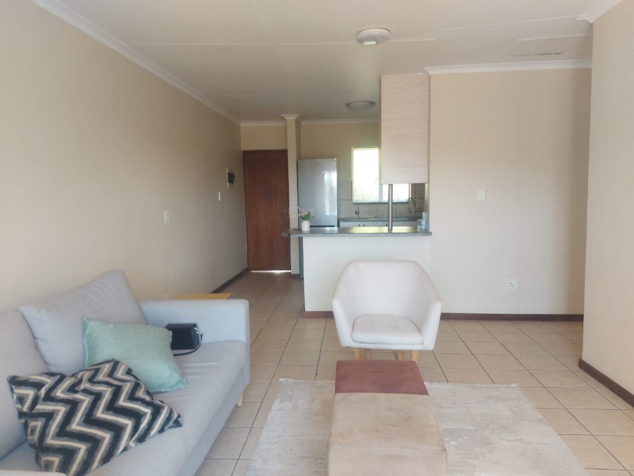 To Let 2 Bedroom Property for Rent in Sonneglans Gauteng