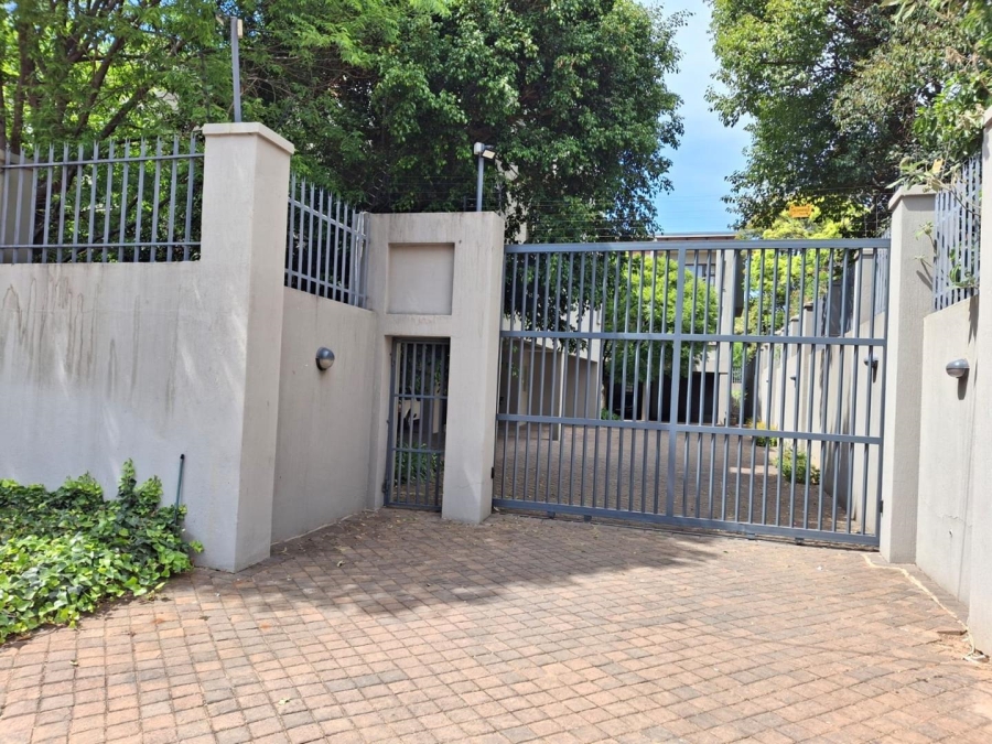 To Let 2 Bedroom Property for Rent in Melrose Gauteng