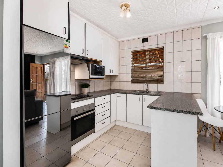 3 Bedroom Property for Sale in Country View Gauteng