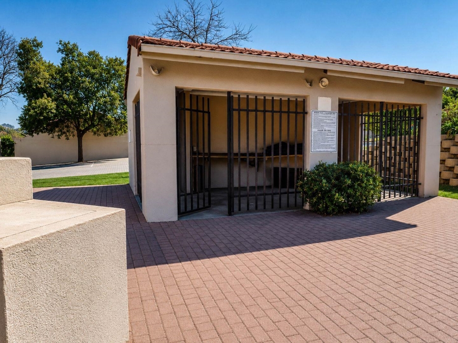 3 Bedroom Property for Sale in Country View Gauteng