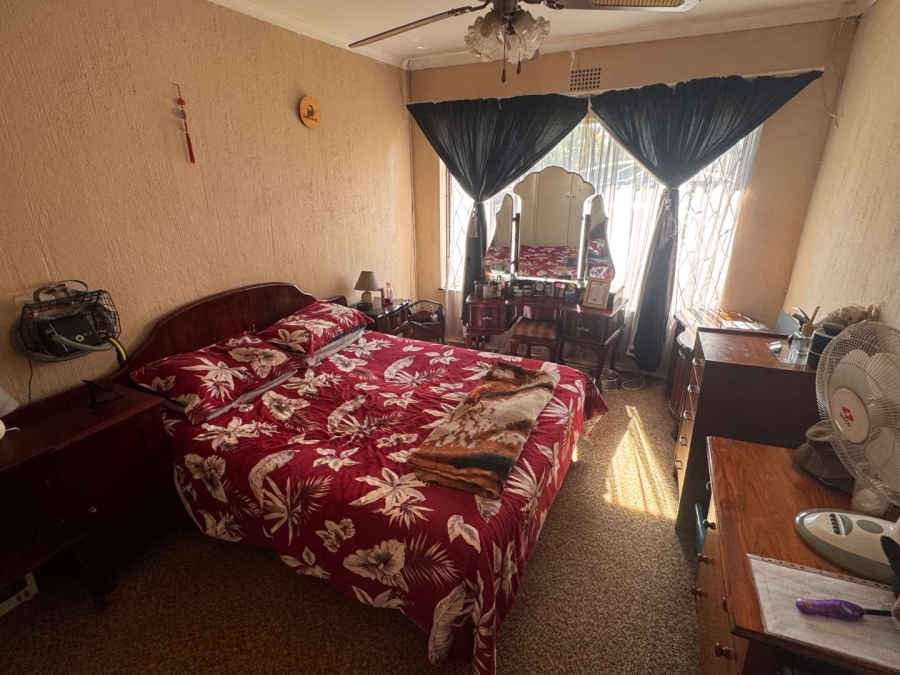 3 Bedroom Property for Sale in Brackendowns Gauteng