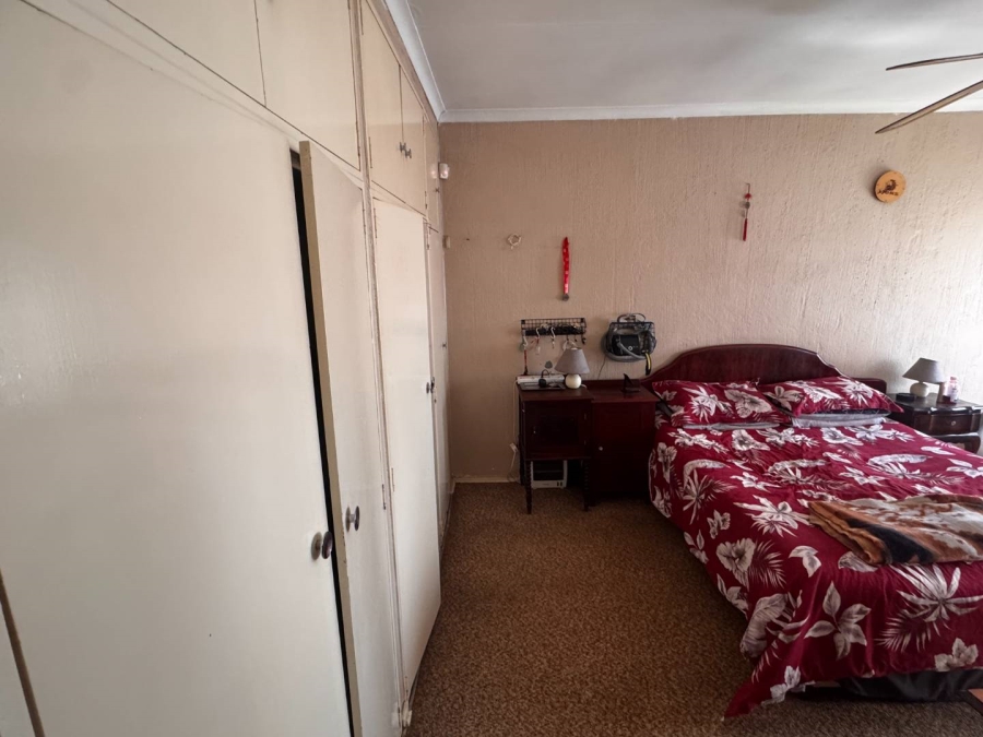 3 Bedroom Property for Sale in Brackendowns Gauteng
