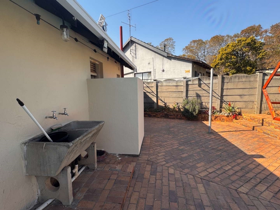 3 Bedroom Property for Sale in Brackendowns Gauteng