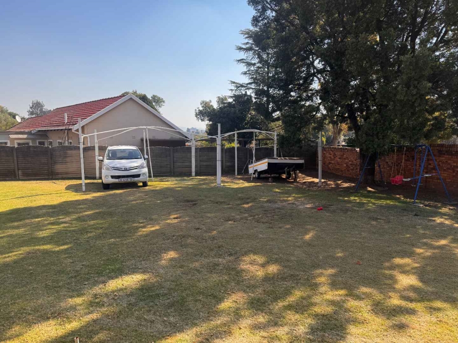 3 Bedroom Property for Sale in Brackendowns Gauteng