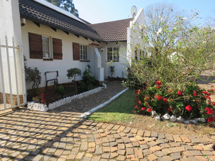 2 Bedroom Property for Sale in Albertsdal Gauteng