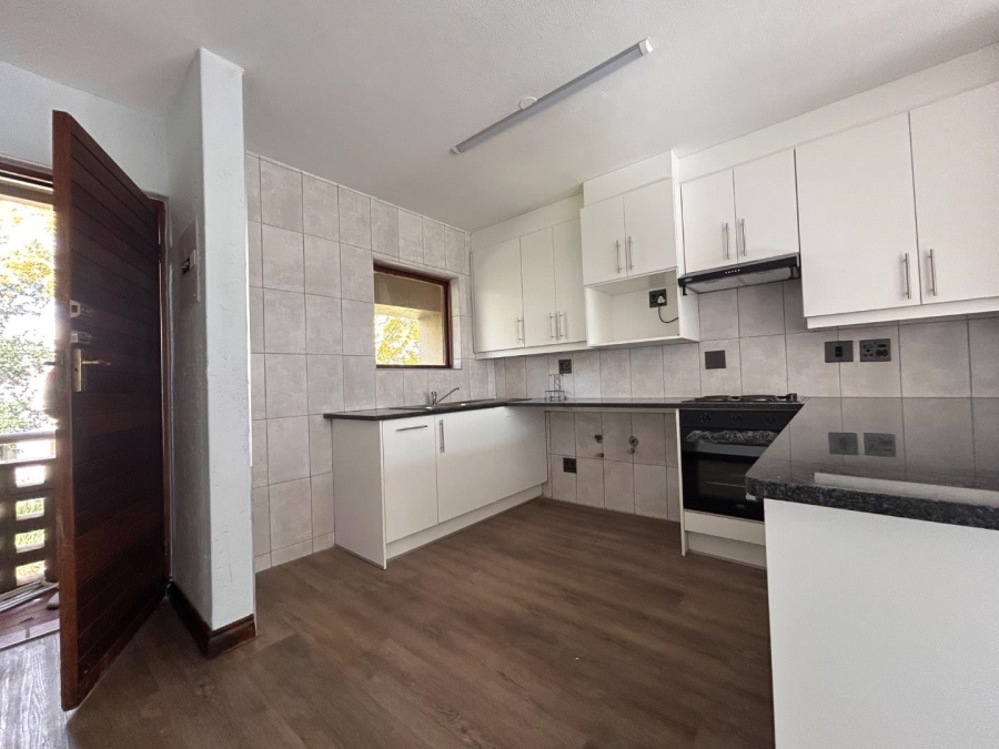 1 Bedroom Property for Sale in New Market Gauteng