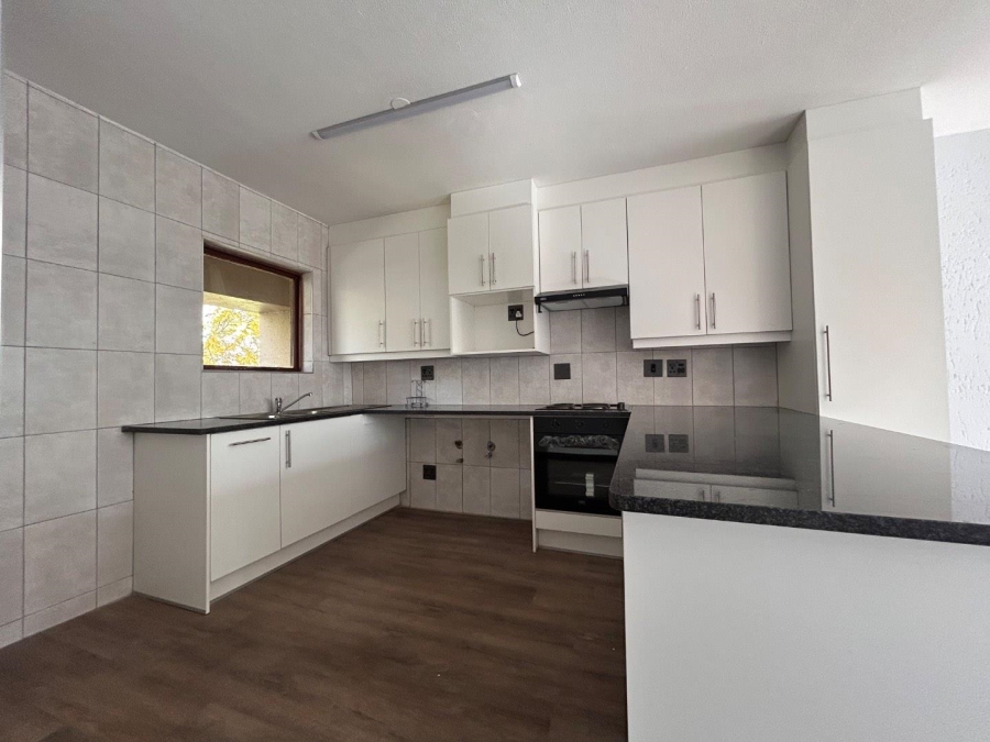 1 Bedroom Property for Sale in New Market Gauteng