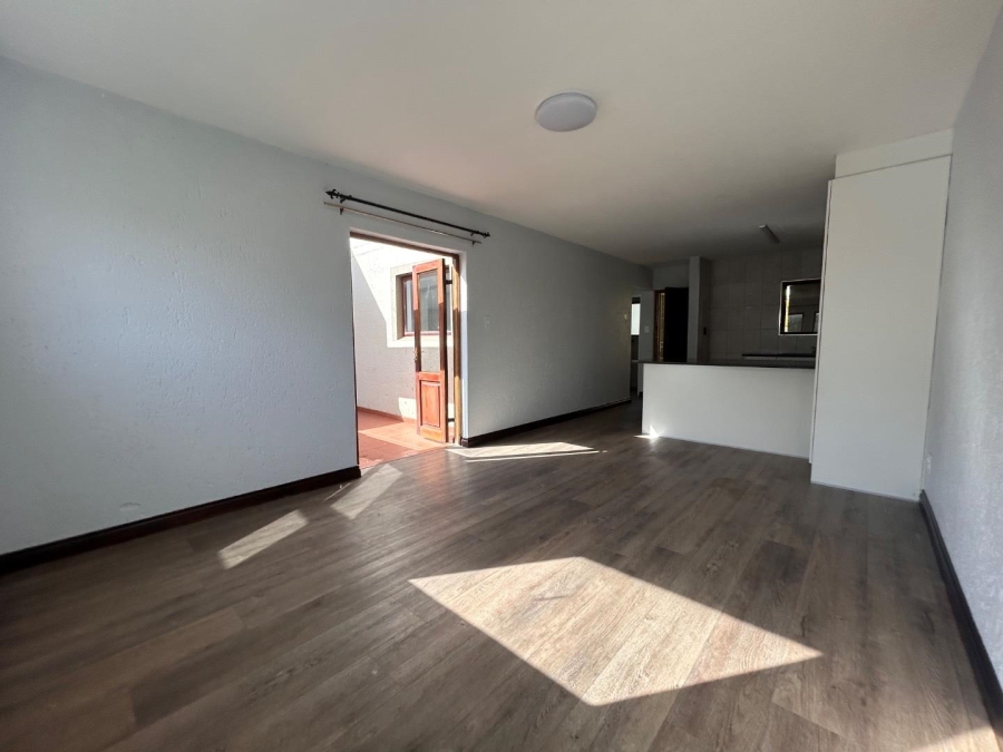1 Bedroom Property for Sale in New Market Gauteng