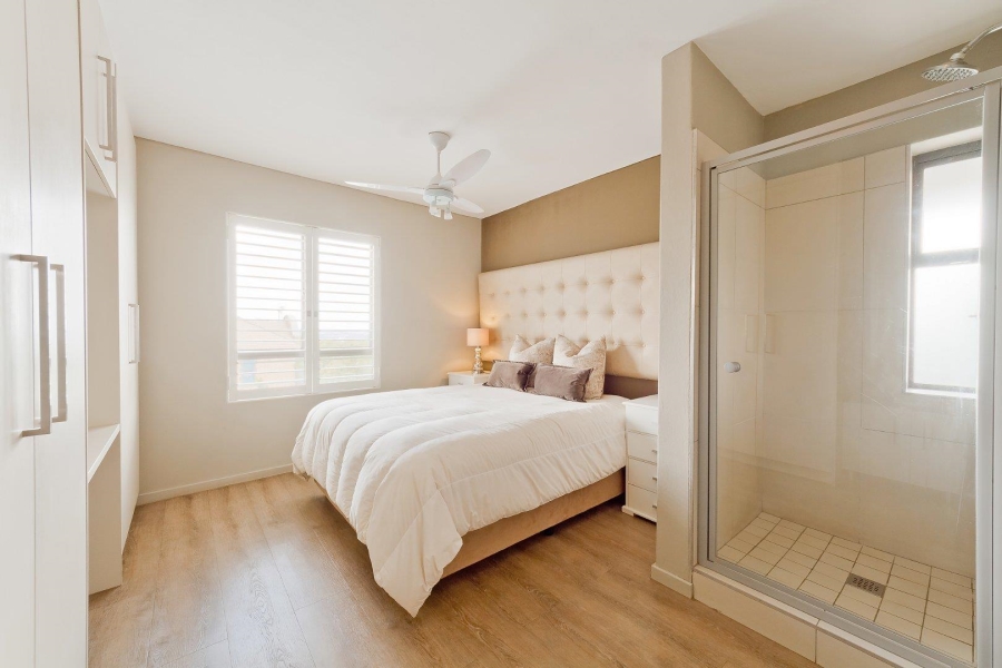 2 Bedroom Property for Sale in Bryanston Gauteng