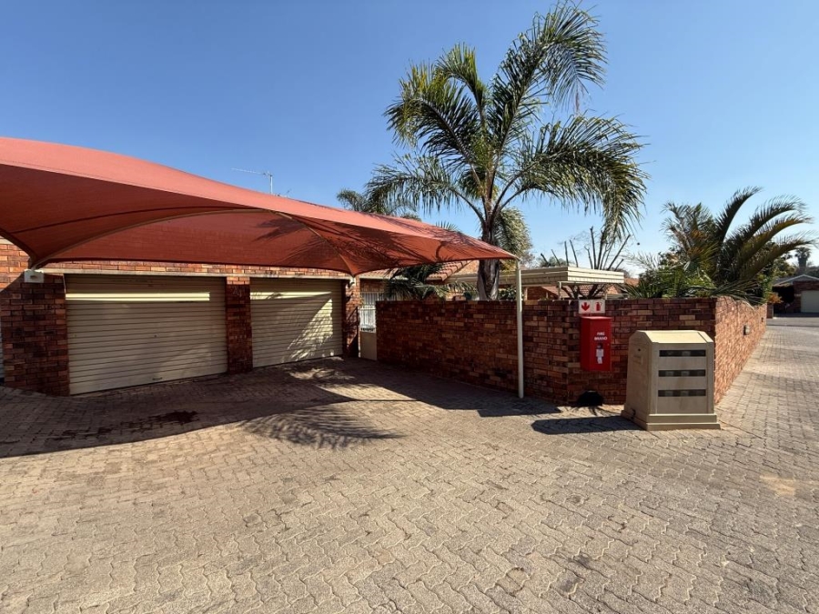 3 Bedroom Property for Sale in Strubensvallei Gauteng