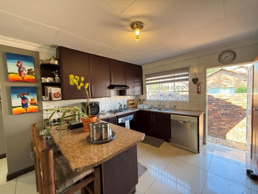 3 Bedroom Property for Sale in Strubensvallei Gauteng