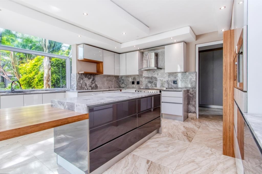 5 Bedroom Property for Sale in Fourways Gauteng